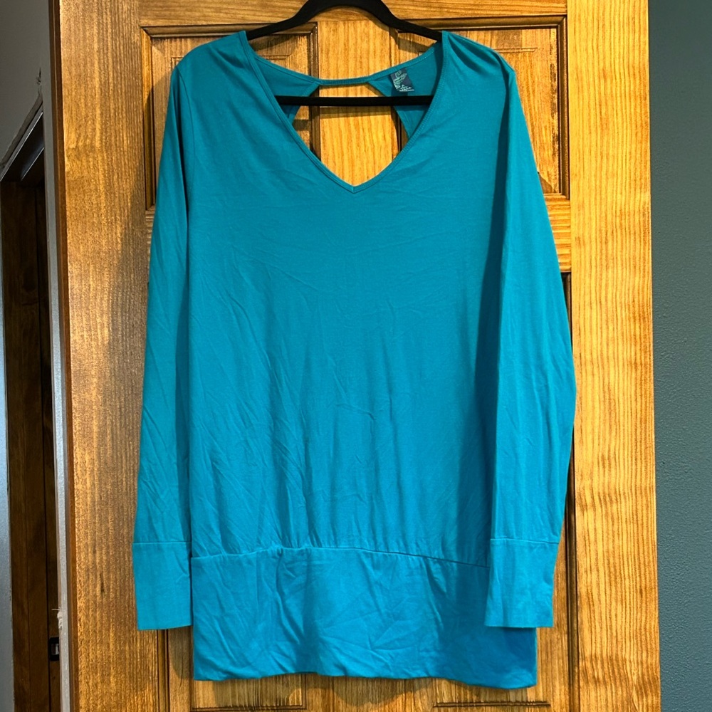 Prana Turquoise Long Sleeve V-Neck Top